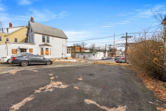 153 Stuyvesant Ave, Newark City, NJ 07106