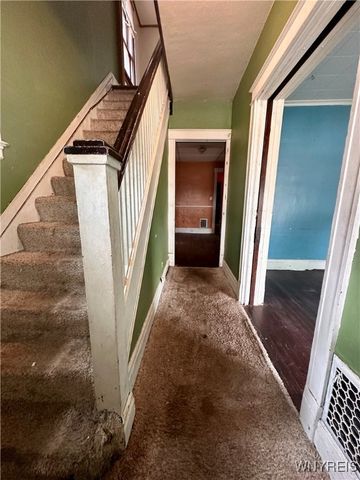 524 10th Street, Niagara Falls, NY 14301