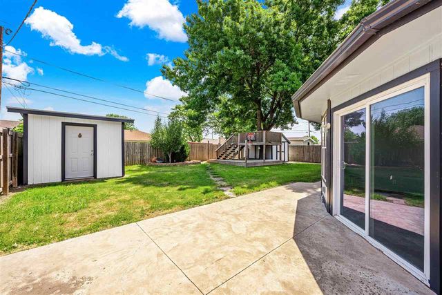 1618 SE Indiana Ave, Lawton, OK 73501