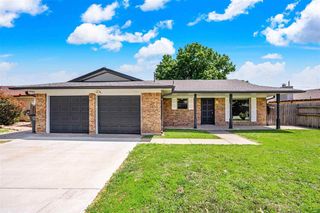1618 SE Indiana Ave, Lawton, OK 73501