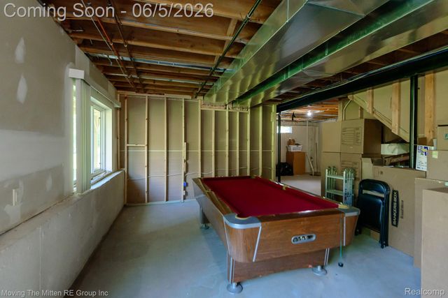 42996 Pond Bluff Drive, Van Buren Charter Township, MI 48111