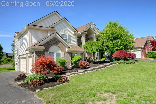 42996 Pond Bluff Drive, Van Buren Charter Township, MI 48111
