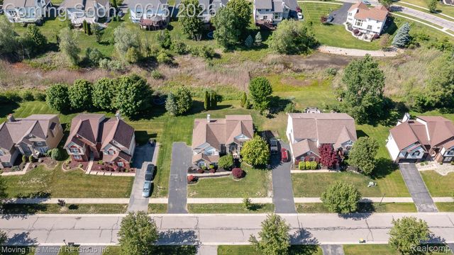42996 Pond Bluff Drive, Van Buren Charter Township, MI 48111