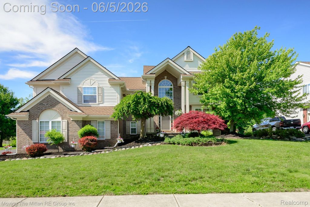 42996 Pond Bluff Drive, Van Buren Charter Township, MI 48111
