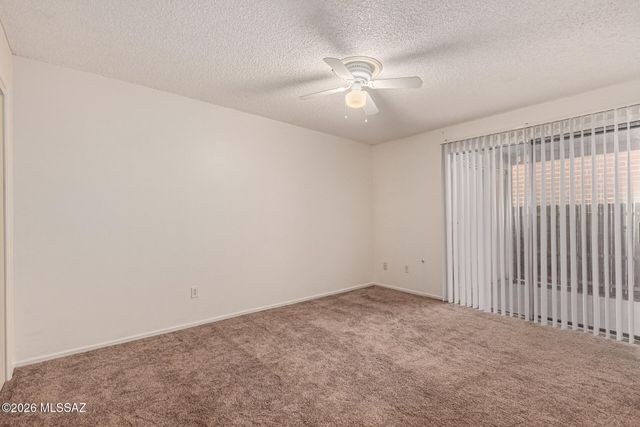 11 E Pastime Road E, Tucson, AZ 85705