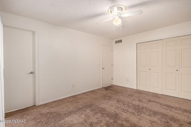 11 E Pastime Road E, Tucson, AZ 85705