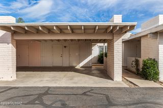 11 E Pastime Road E, Tucson, AZ 85705