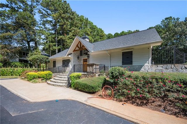 44 Rumson Court SE, Smyrna, GA 30080