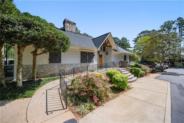 44 Rumson Court SE, Smyrna, GA 30080