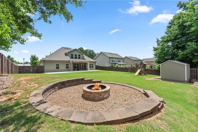 72 Blue Billed Crossing, Jefferson, GA 30549