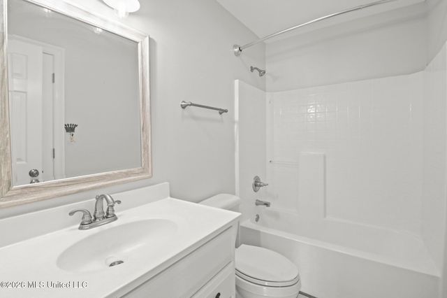 1910 Marsh Cove, Biloxi, MS 39532