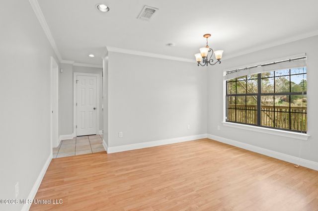 1910 Marsh Cove, Biloxi, MS 39532