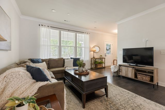 2037 Oglethorpe Dr, Franklin, TN 37064