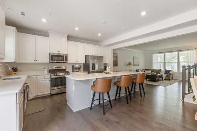 2037 Oglethorpe Dr, Franklin, TN 37064