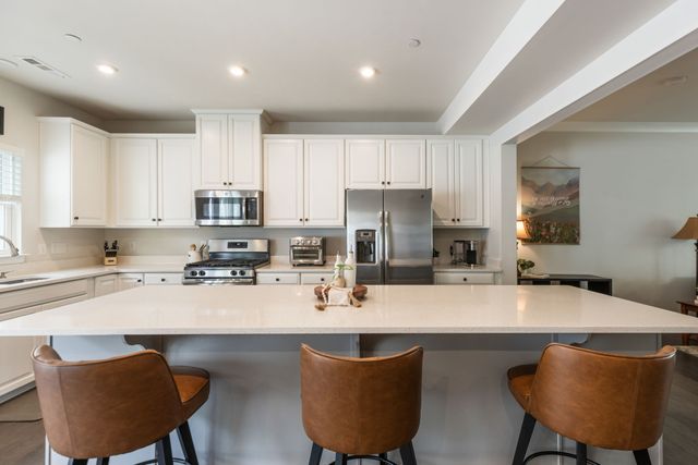 2037 Oglethorpe Dr, Franklin, TN 37064