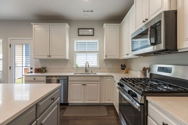 2037 Oglethorpe Dr, Franklin, TN 37064