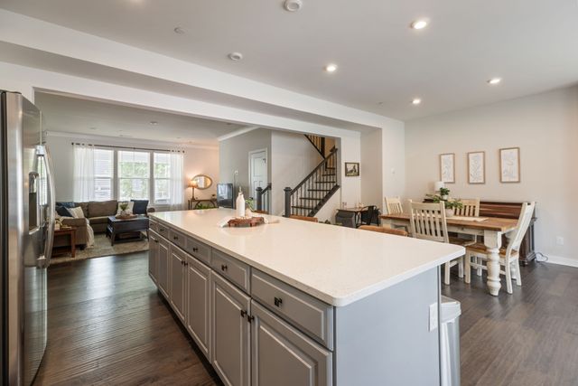 2037 Oglethorpe Dr, Franklin, TN 37064