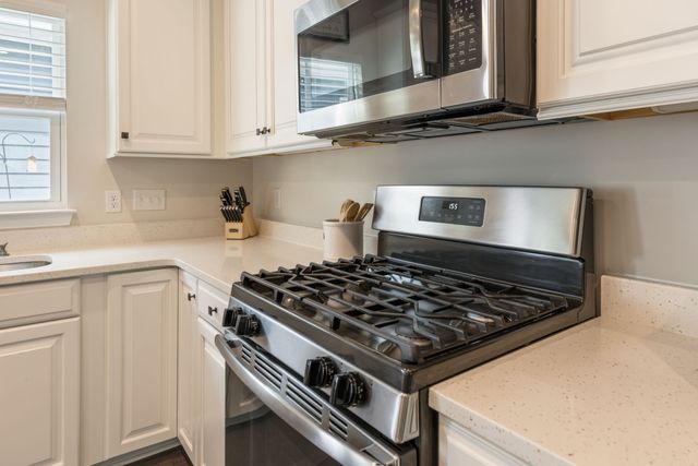 2037 Oglethorpe Dr, Franklin, TN 37064