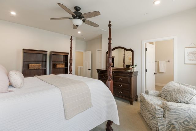 2037 Oglethorpe Dr, Franklin, TN 37064