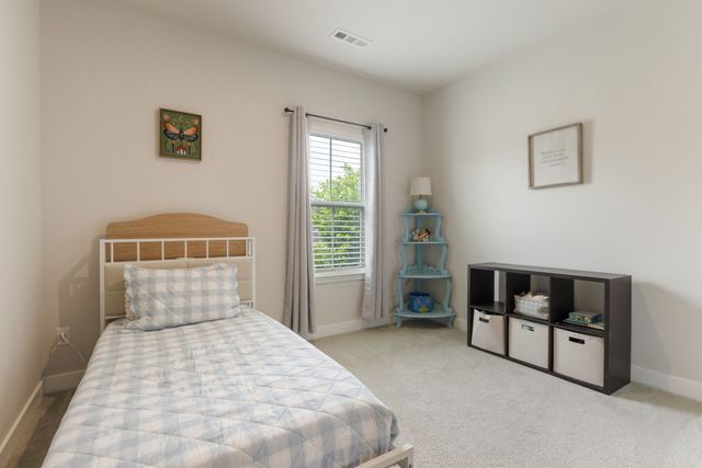 2037 Oglethorpe Dr, Franklin, TN 37064