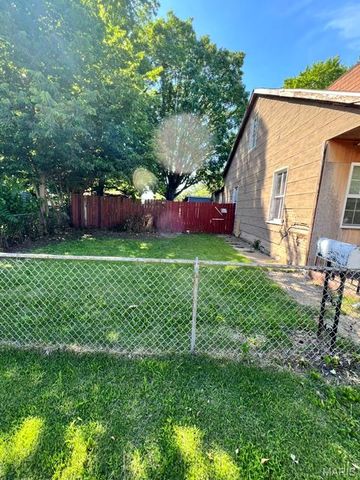 7819 Vermont Avenue, St Louis, MO 63111