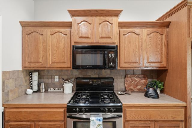 9901 E 111th Street N, Owasso, OK 74055