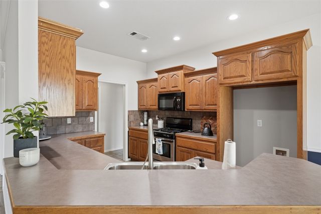 9901 E 111th Street N, Owasso, OK 74055