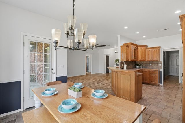 9901 E 111th Street N, Owasso, OK 74055