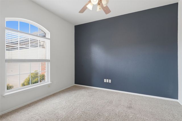 9901 E 111th Street N, Owasso, OK 74055