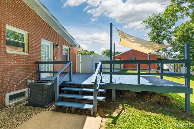 2364 Seminary Road, Brighton, IL 62012