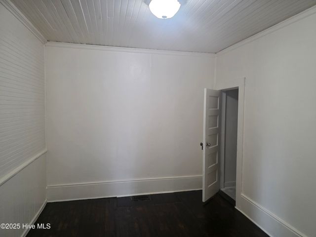 402 W Roseboro Street, Roseboro, NC 28382