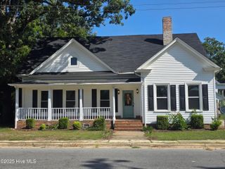 402 W Roseboro Street, Roseboro, NC 28382
