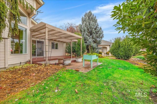 6160 N Fountain Ln, Garden City, ID 83714