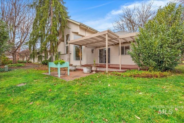 6160 N Fountain Ln, Garden City, ID 83714