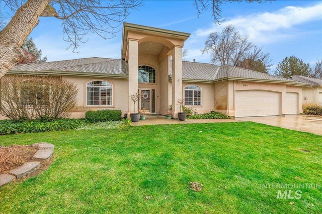 6160 N Fountain Ln, Garden City, ID 83714