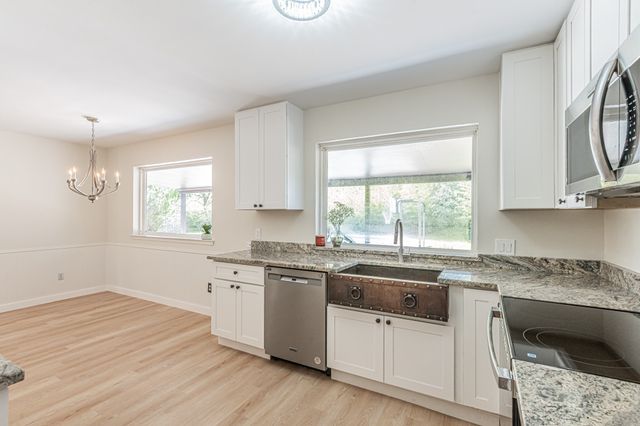 8224 Pearl Street, North Richland Hills, TX 76180