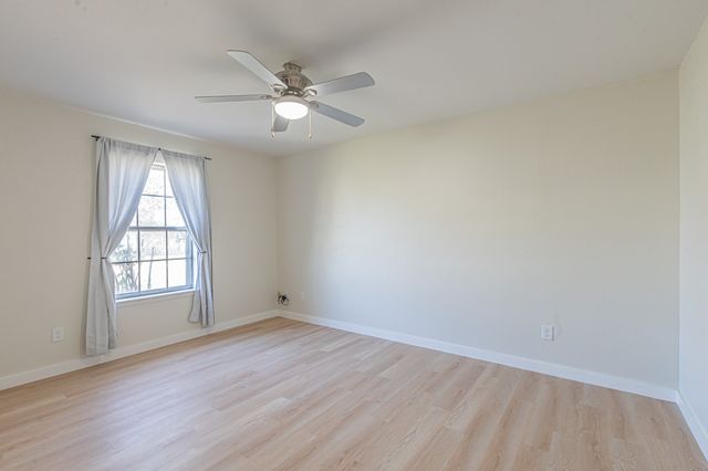 8224 Pearl Street, North Richland Hills, TX 76180