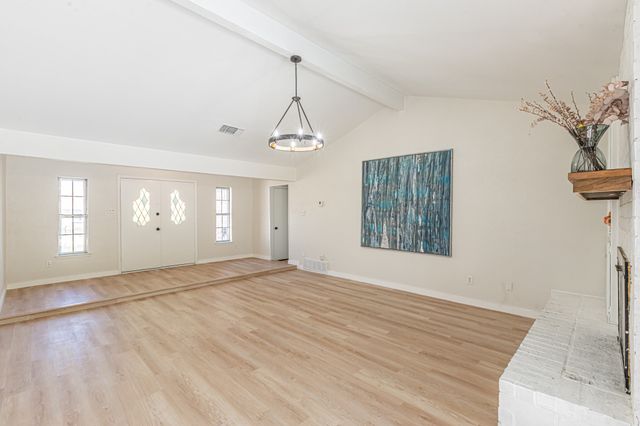 8224 Pearl Street, North Richland Hills, TX 76180