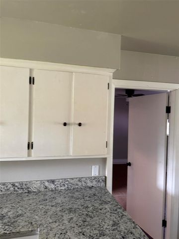 5810 Flamingo Drive, Houston, TX 77033