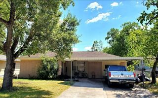 5810 Flamingo Drive, Houston, TX 77033