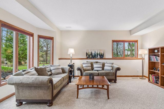 17854 Lanesboro Court, Lakeville, MN 55044