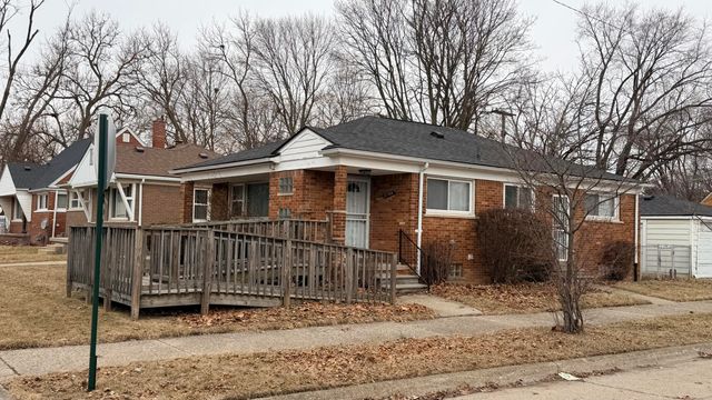 21700 Pembroke Avenue, Detroit, MI 48219