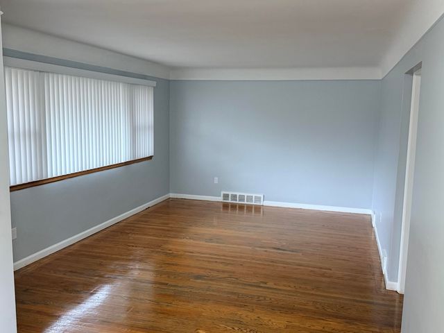 21700 Pembroke Avenue, Detroit, MI 48219