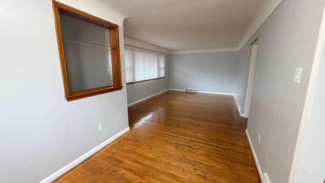 21700 Pembroke Avenue, Detroit, MI 48219