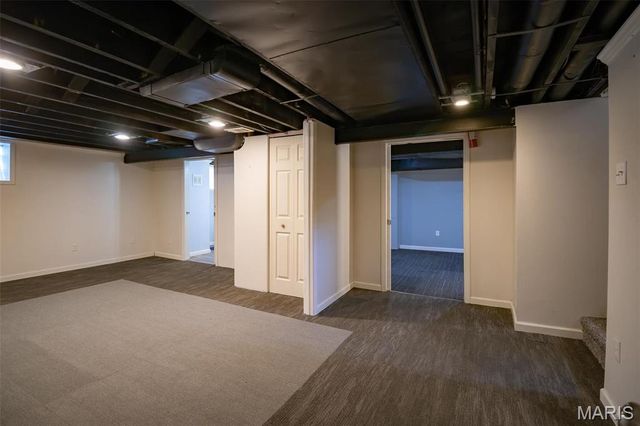 330 Calvert Avenue, Webster Groves, MO 63119