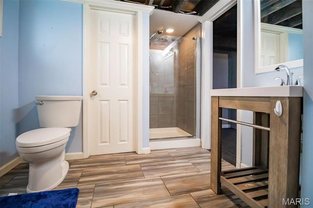 330 Calvert Avenue, Webster Groves, MO 63119