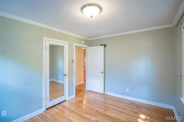 330 Calvert Avenue, Webster Groves, MO 63119