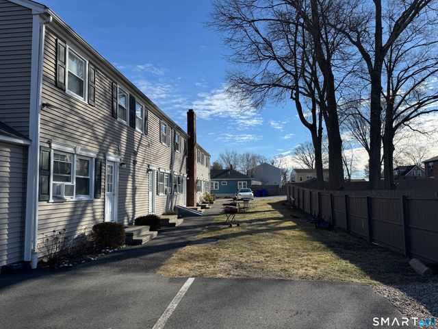 855 Black Rock Turnpike 6, Fairfield, CT 06824