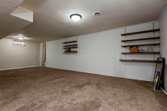 2541 S Brandon Avenue, Springfield, MO 65809