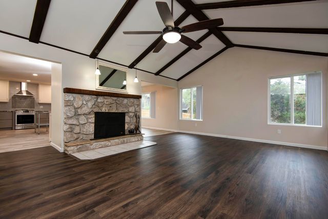 2541 S Brandon Avenue, Springfield, MO 65809